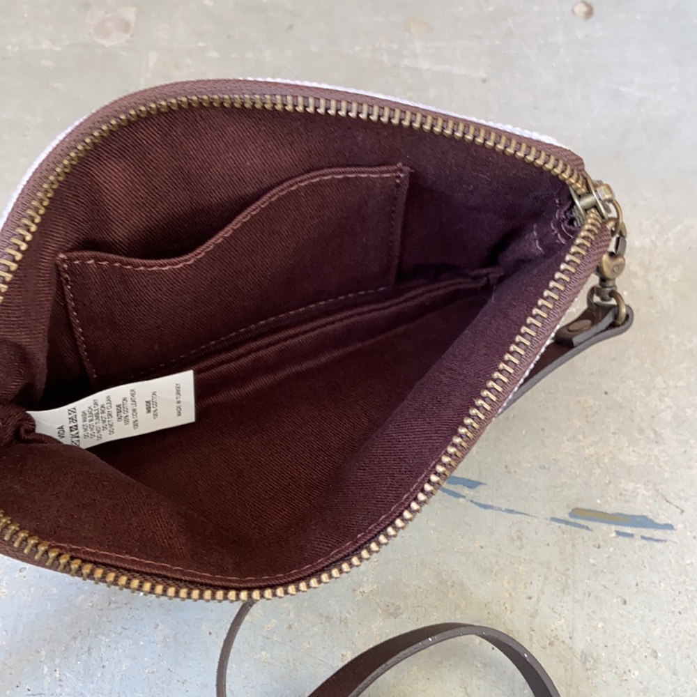 Vida Statement Clutch /Crossbody - image 3